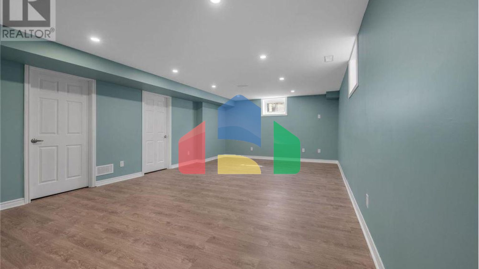 Residential - Single Family Home - Ottawa, Canada - Canada