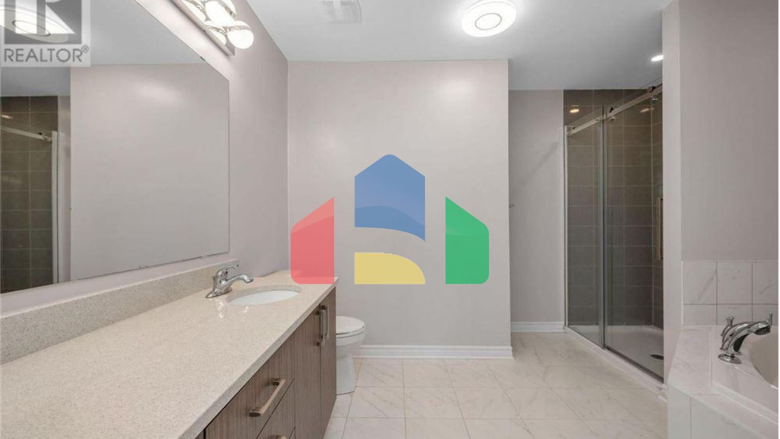 Residential - Single Family Home - Ottawa, Canada - Canada