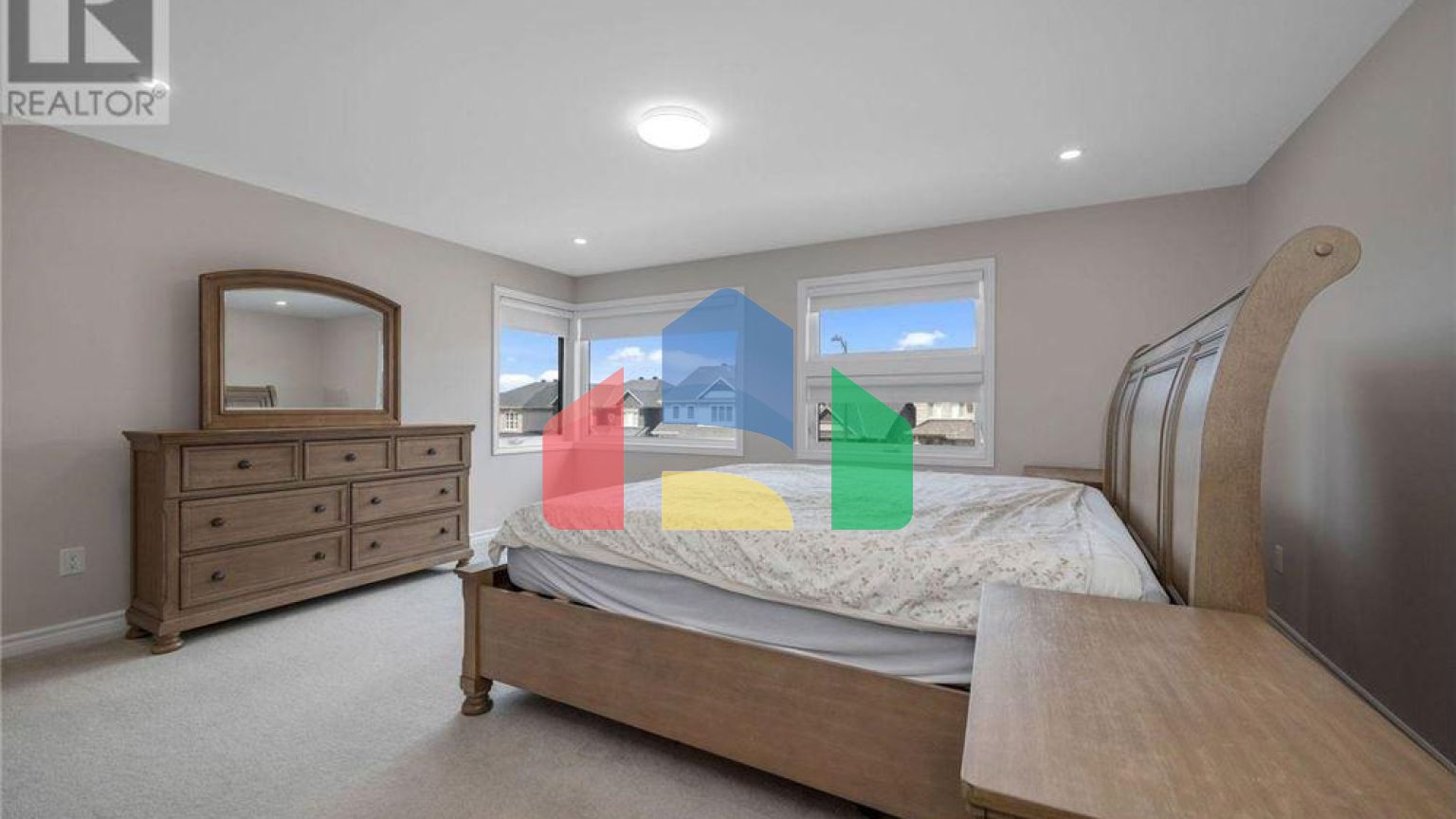 Residential - Single Family Home - Ottawa, Canada - Canada