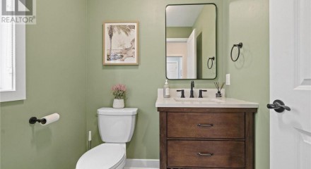 Residential - Single Family Home - Ottawa, Canada - Canada