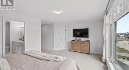 Residential - Single Family Home - Ottawa, Canada - Canada