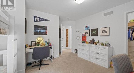Residential - Single Family Home - Ottawa, Canada - Canada