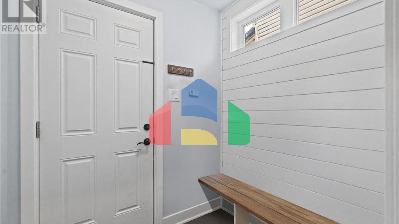 Residential - Single Family Home - Ottawa, Canada - Canada