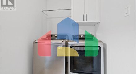 Residential - Single Family Home - Ottawa, Canada - Canada