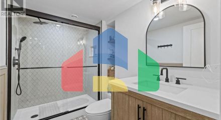 Residential - Single Family Home - Ottawa, Canada - Canada