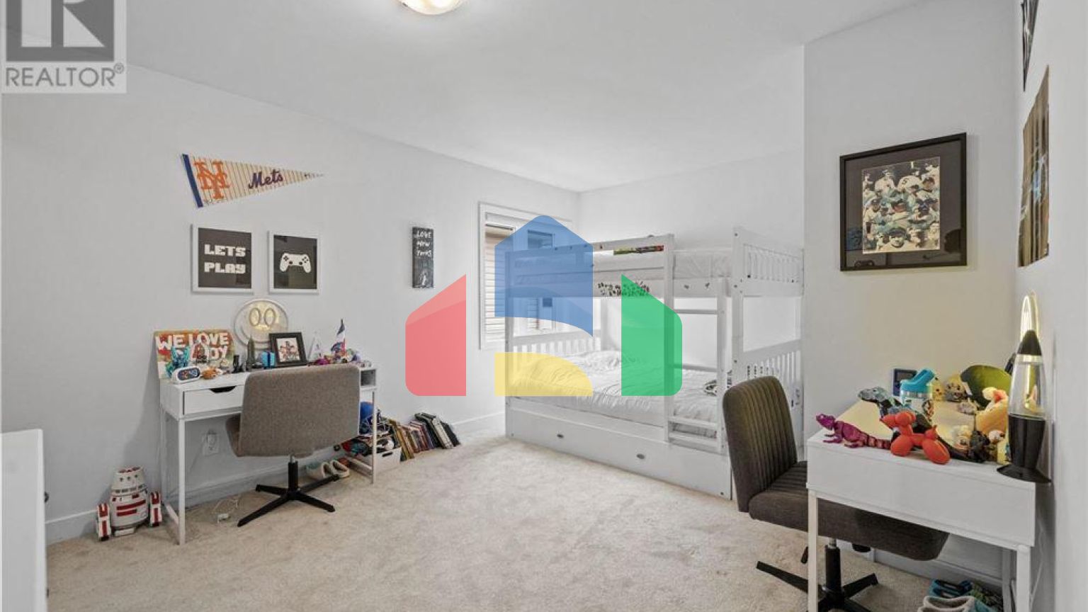 Residential - Single Family Home - Ottawa, Canada - Canada