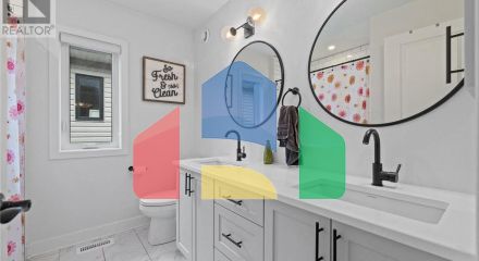 Residential - Single Family Home - Ottawa, Canada - Canada