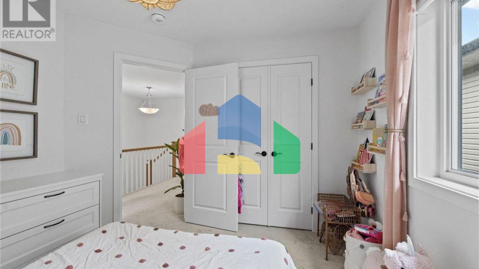 Residential - Single Family Home - Ottawa, Canada - Canada