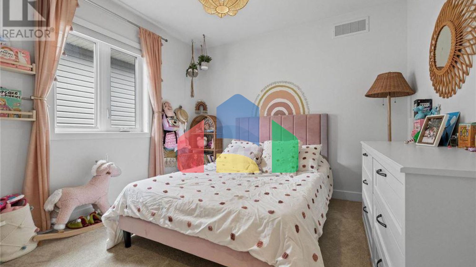 Residential - Single Family Home - Ottawa, Canada - Canada