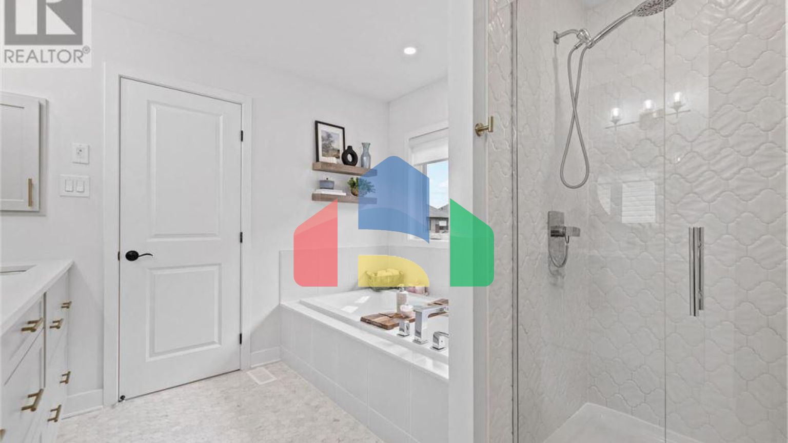 Residential - Single Family Home - Ottawa, Canada - Canada