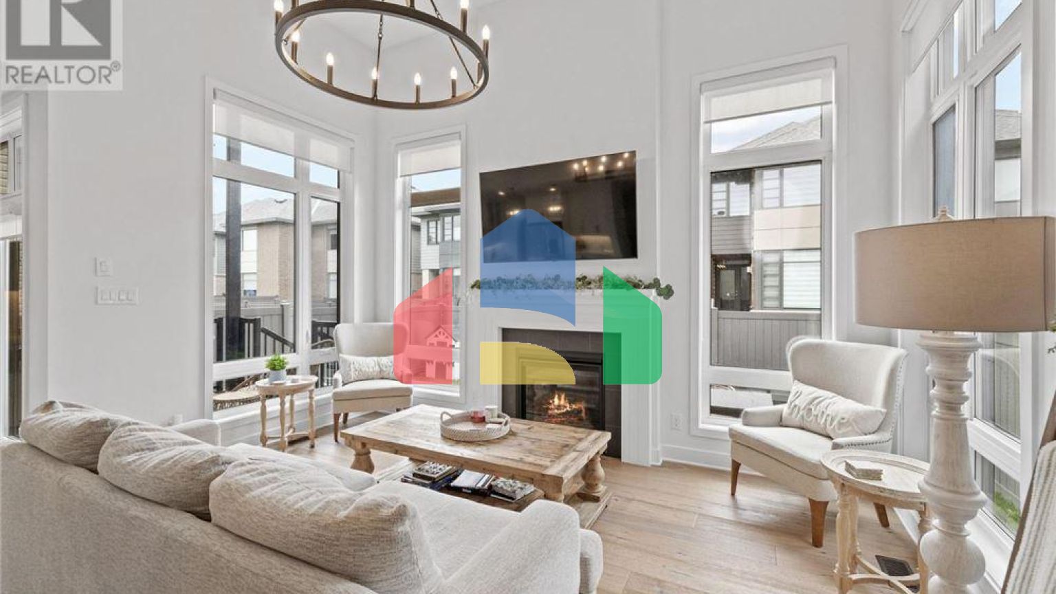 Residential - Single Family Home - Ottawa, Canada - Canada