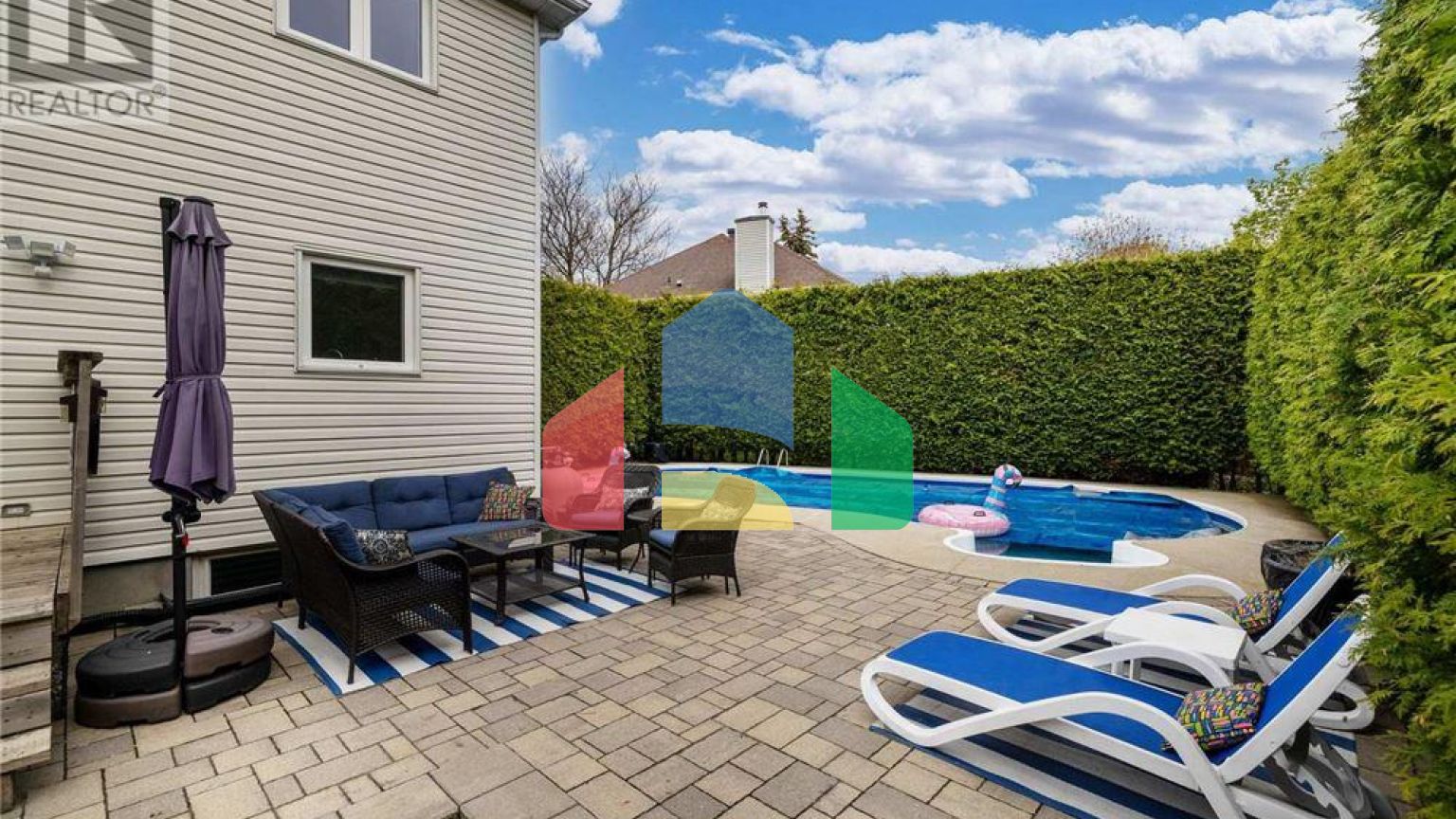 Residential - Single Family Home - Ottawa, Canada - Canada