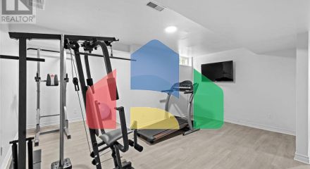 Residential - Single Family Home - Ottawa, Canada - Canada