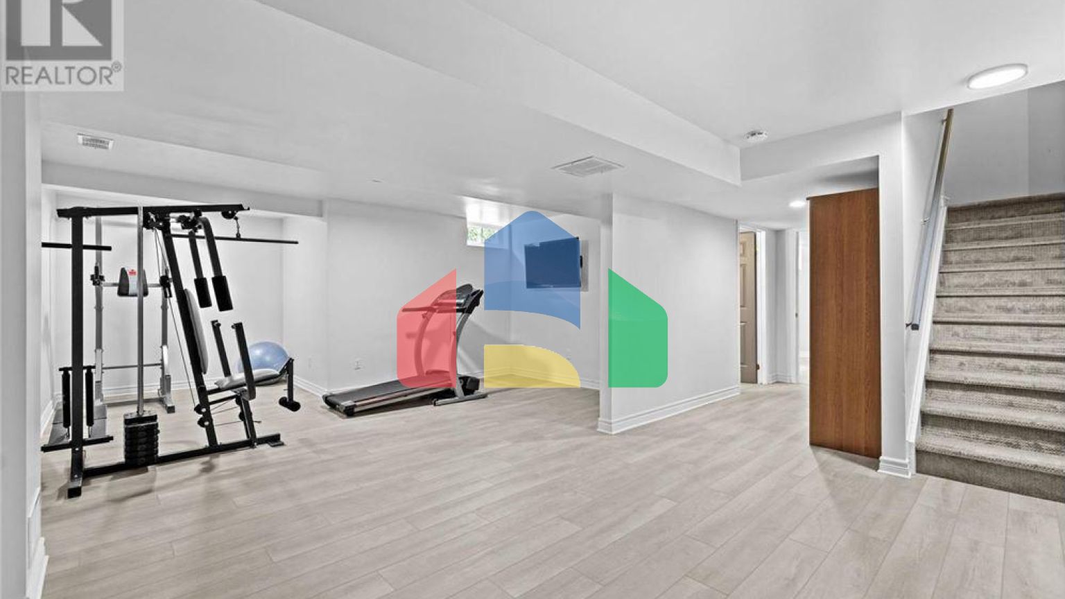 Residential - Single Family Home - Ottawa, Canada - Canada