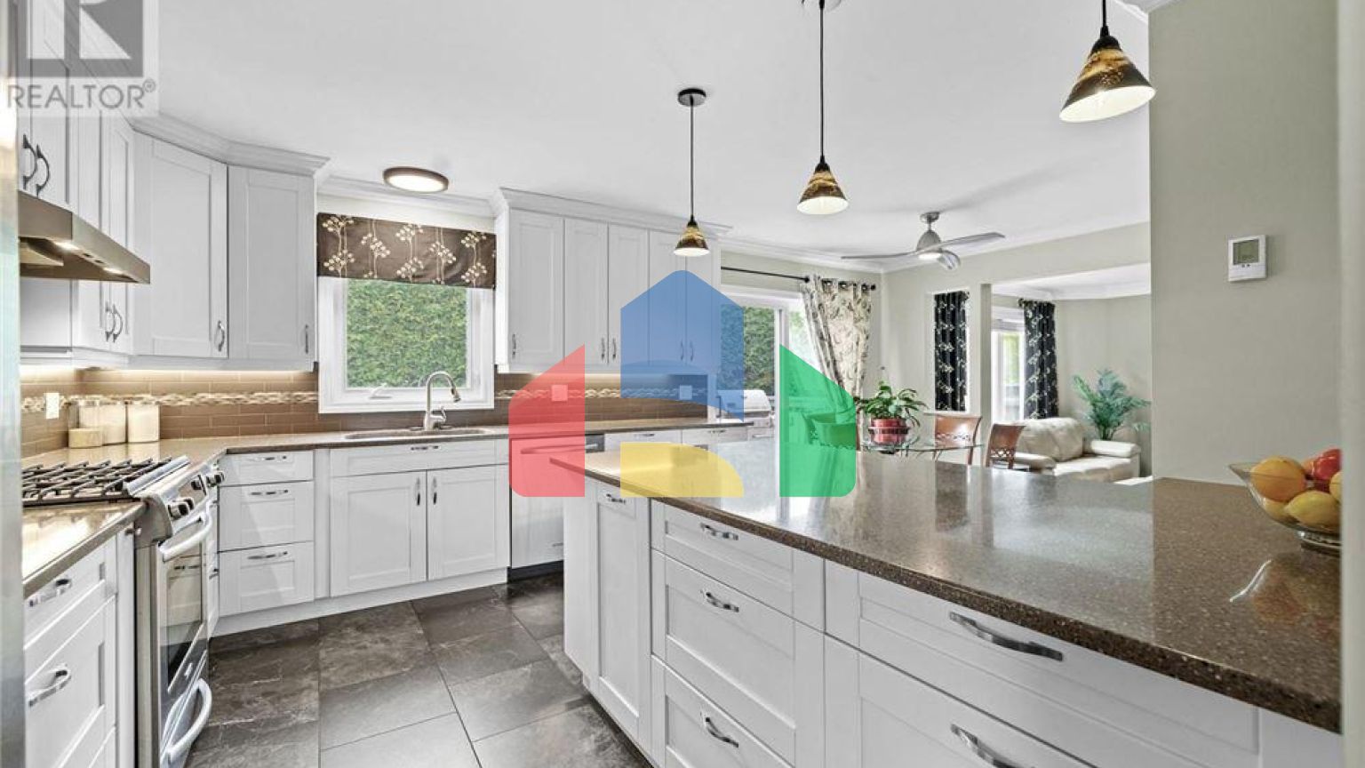 Residential - Single Family Home - Ottawa, Canada - Canada