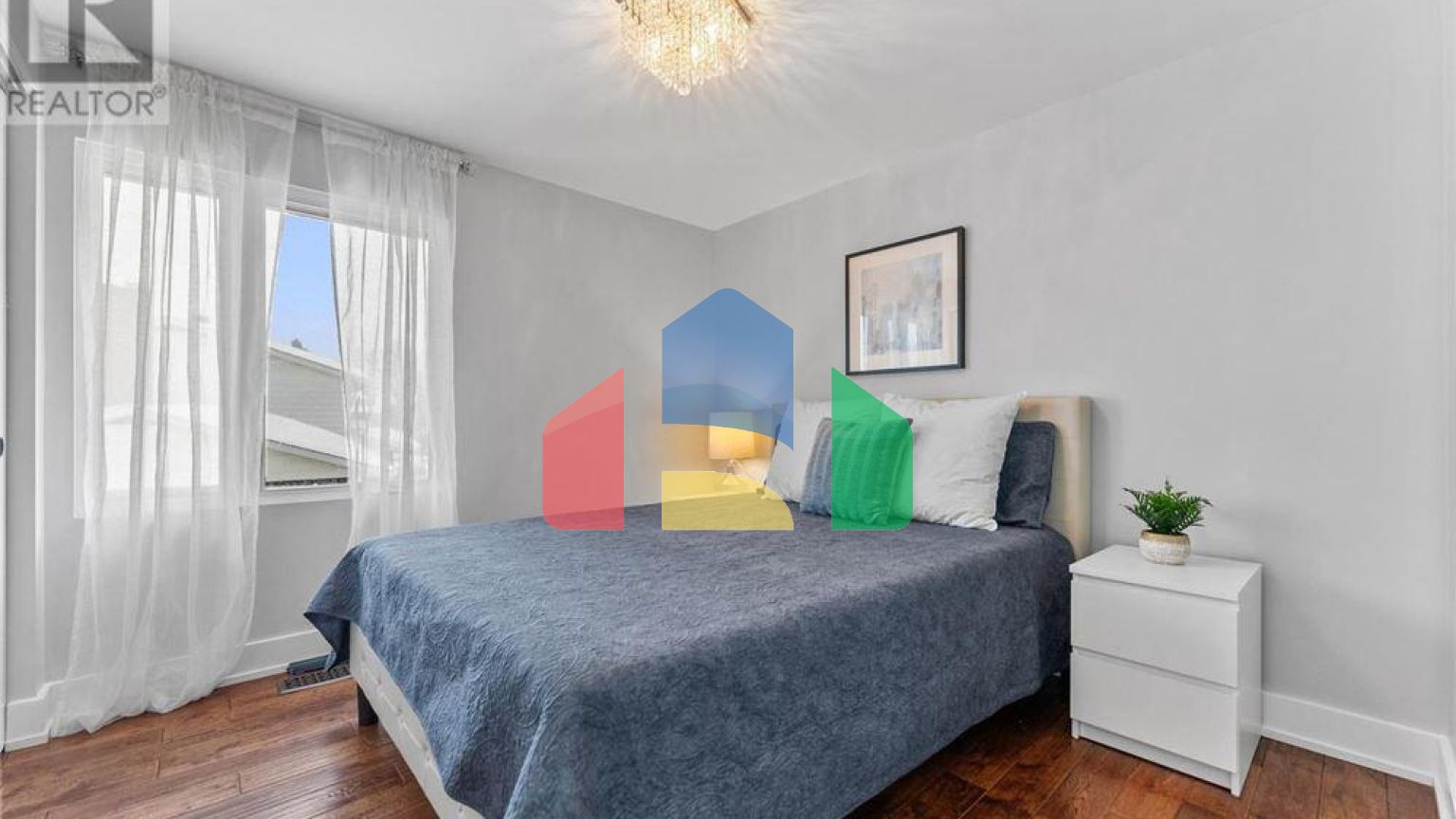 Residential - Single Family Home - Ottawa, Canada - Canada