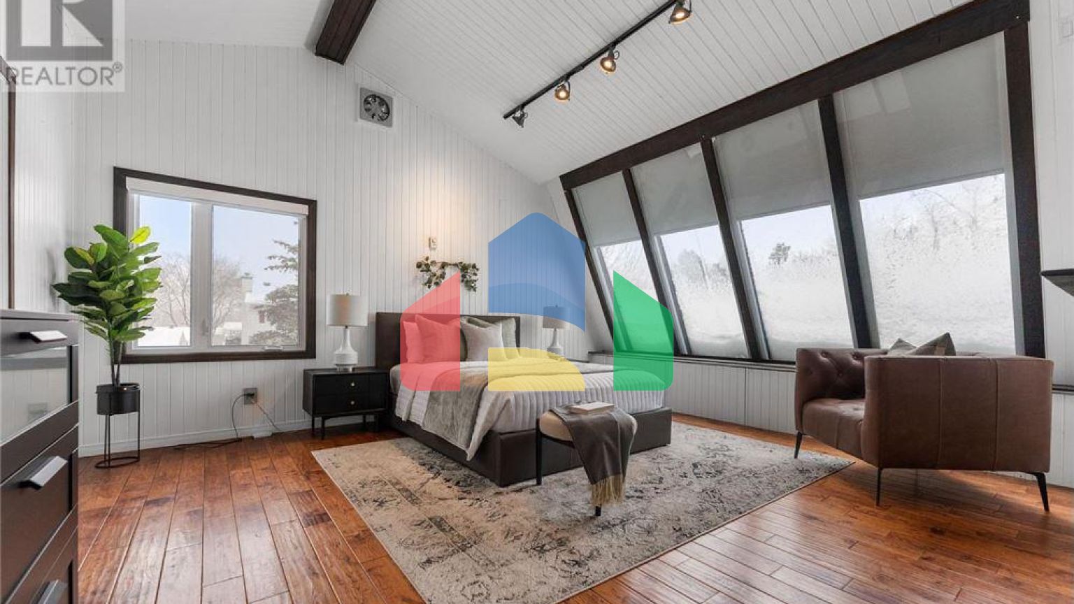 Residential - Single Family Home - Ottawa, Canada - Canada