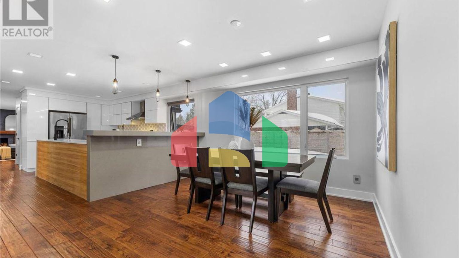 Residential - Single Family Home - Ottawa, Canada - Canada