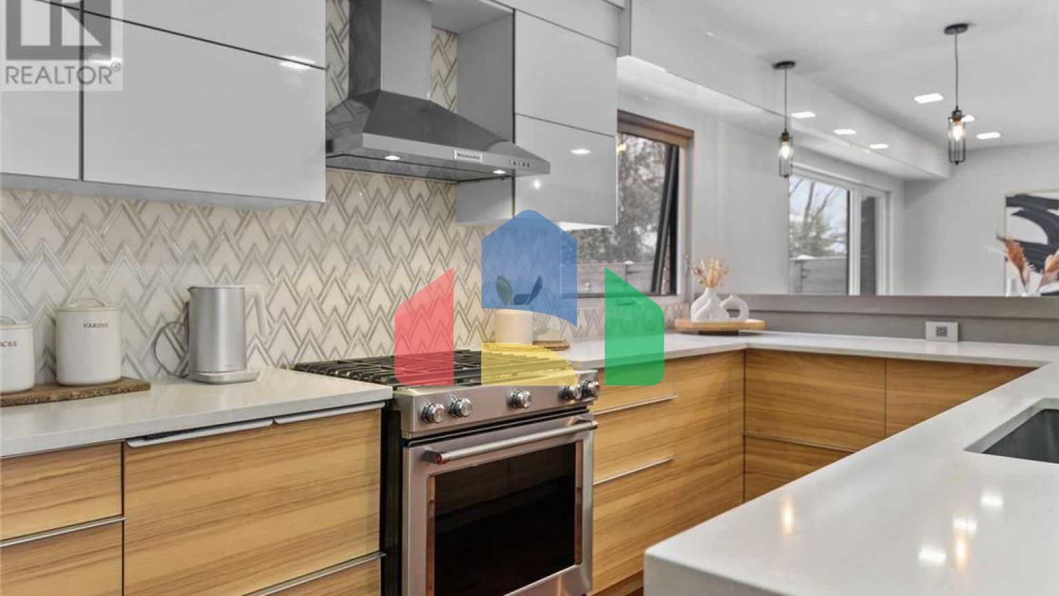 Residential - Single Family Home - Ottawa, Canada - Canada