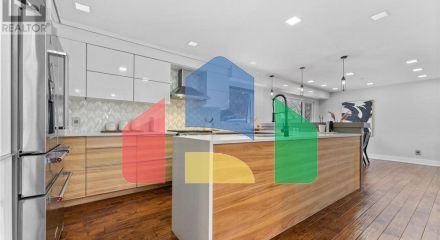 Residential - Single Family Home - Ottawa, Canada - Canada