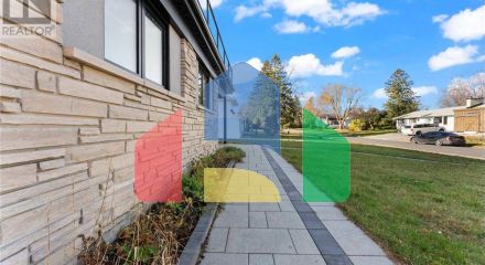 Residential - Single Family Home - Ottawa, Canada - Canada