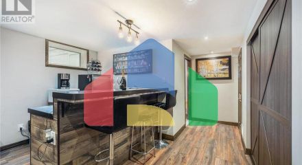 Residential - Single Family Home - Ottawa, Canada - Canada