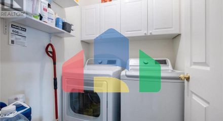 Residential - Single Family Home - Ottawa, Canada - Canada