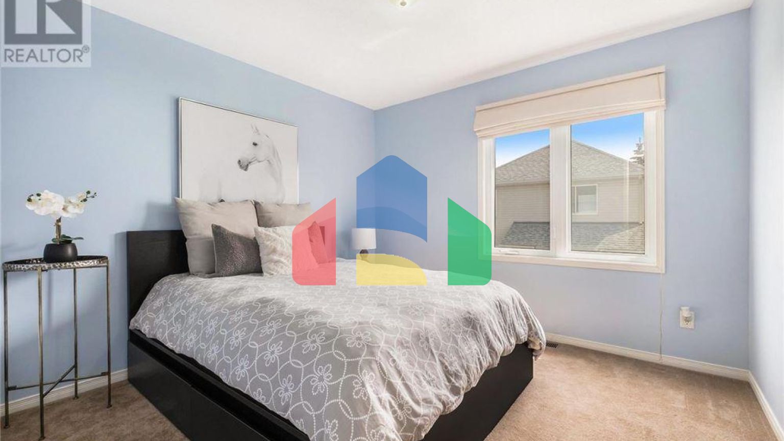 Residential - Single Family Home - Ottawa, Canada - Canada