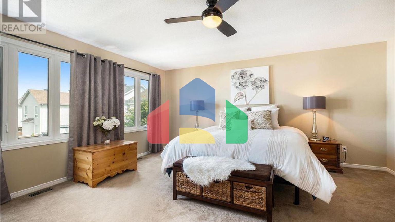 Residential - Single Family Home - Ottawa, Canada - Canada