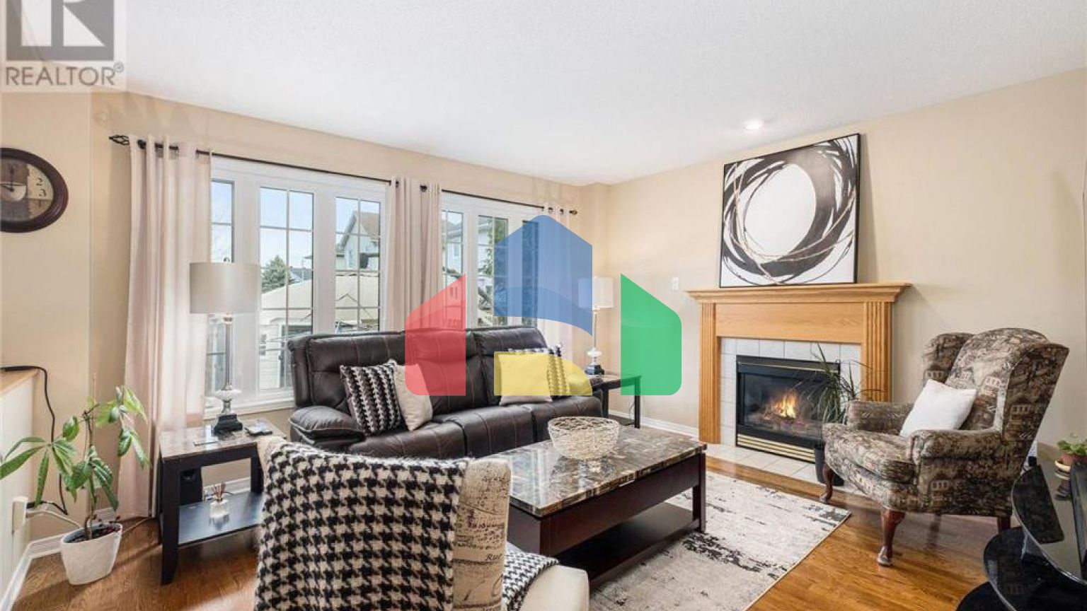 Residential - Single Family Home - Ottawa, Canada - Canada