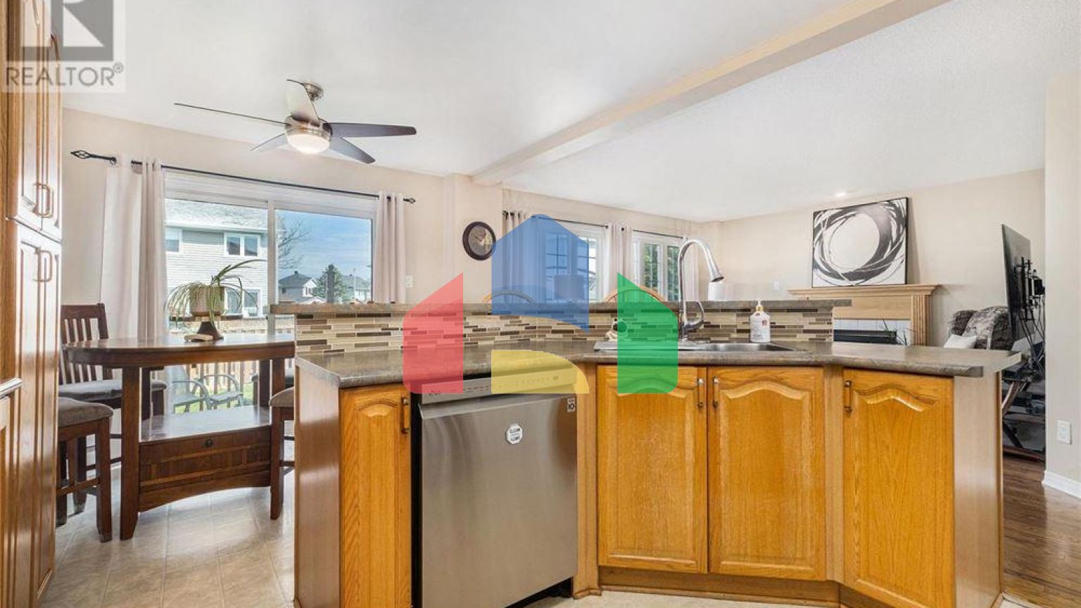 Residential - Single Family Home - Ottawa, Canada - Canada