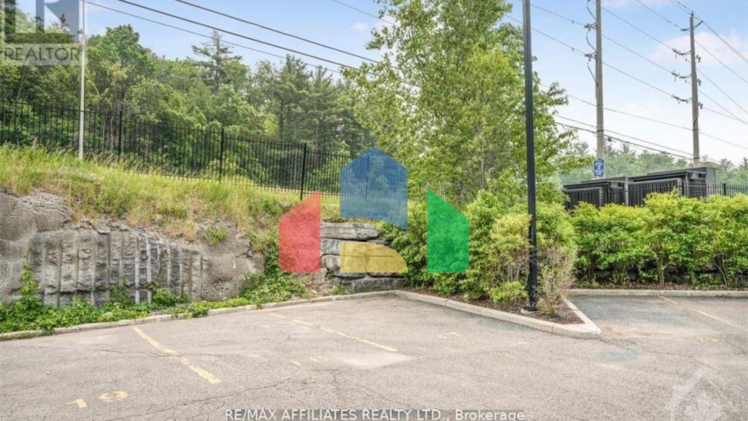 Residential - Condo/Apartment - Ottawa, Canada - Canada