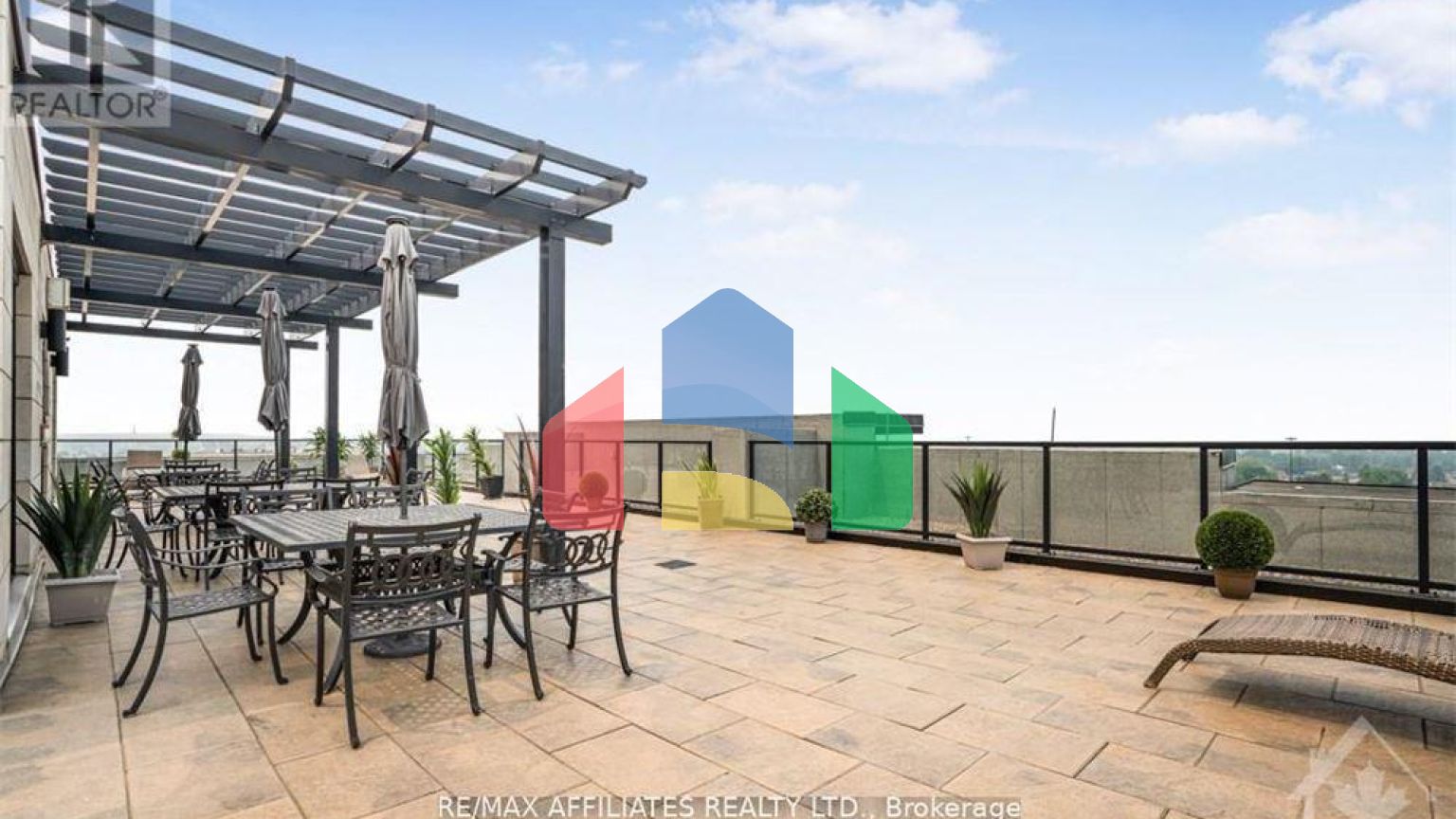 Residential - Condo/Apartment - Ottawa, Canada - Canada