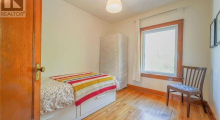 Residential - Single Family Home - Ottawa, Canada - Canada