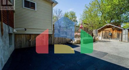 Residential - Single Family Home - Ottawa, Canada - Canada