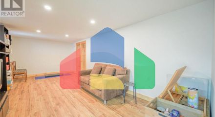 Residential - Single Family Home - Ottawa, Canada - Canada