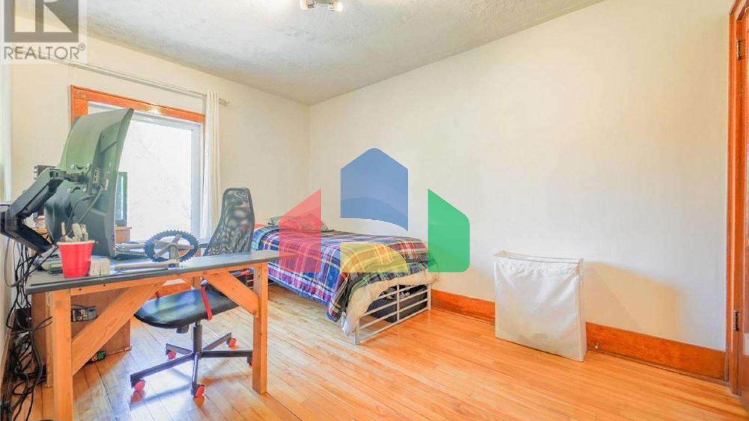 Residential - Single Family Home - Ottawa, Canada - Canada