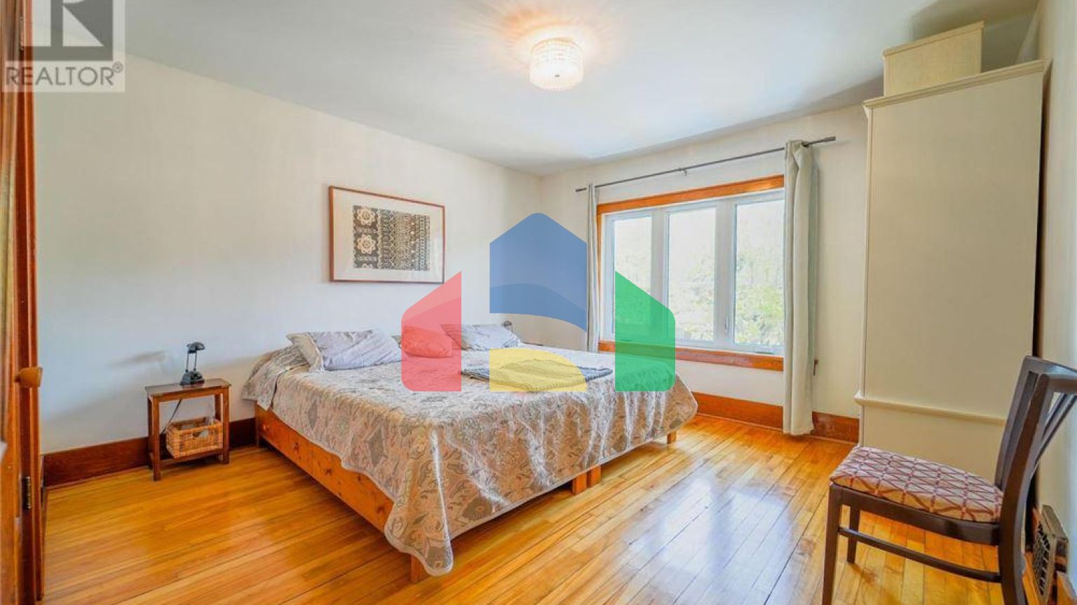 Residential - Single Family Home - Ottawa, Canada - Canada