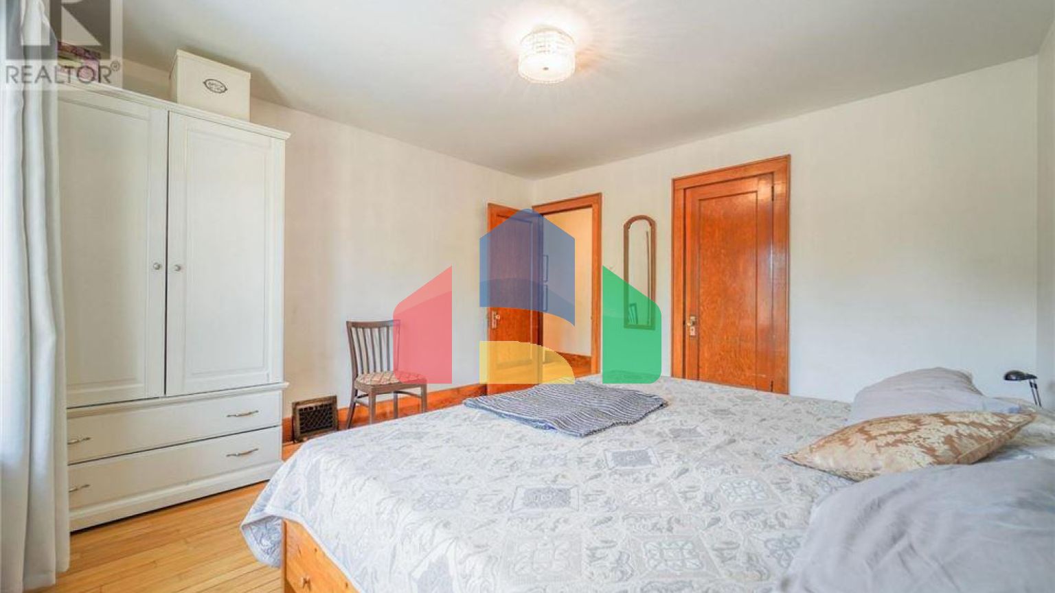 Residential - Single Family Home - Ottawa, Canada - Canada