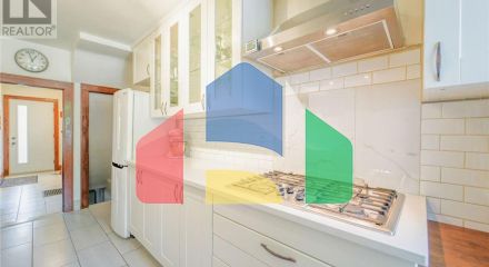 Residential - Single Family Home - Ottawa, Canada - Canada