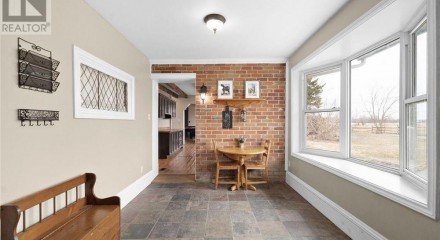Commercial - Farm - Ottawa, Canada - Canada