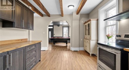 Commercial - Farm - Ottawa, Canada - Canada