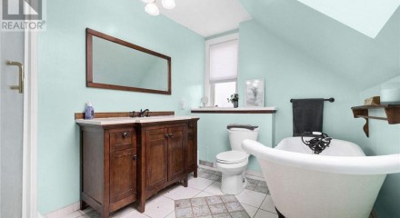 Commercial - Farm - Ottawa, Canada - Canada
