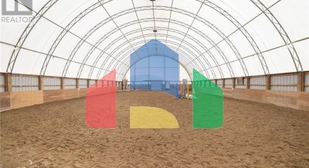 Commercial - Farm - Ottawa, Canada - Canada