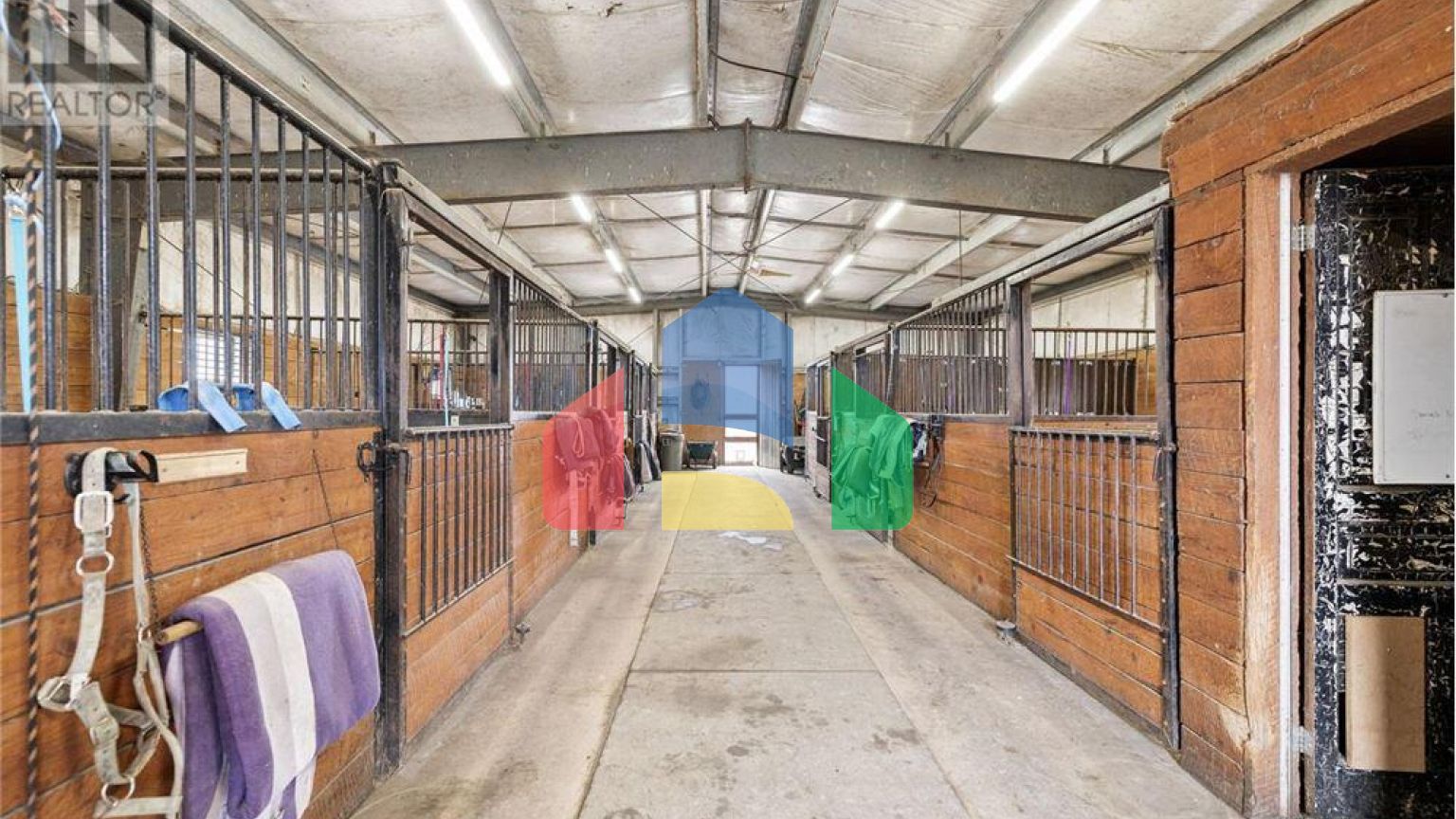 Commercial - Farm - Ottawa, Canada - Canada