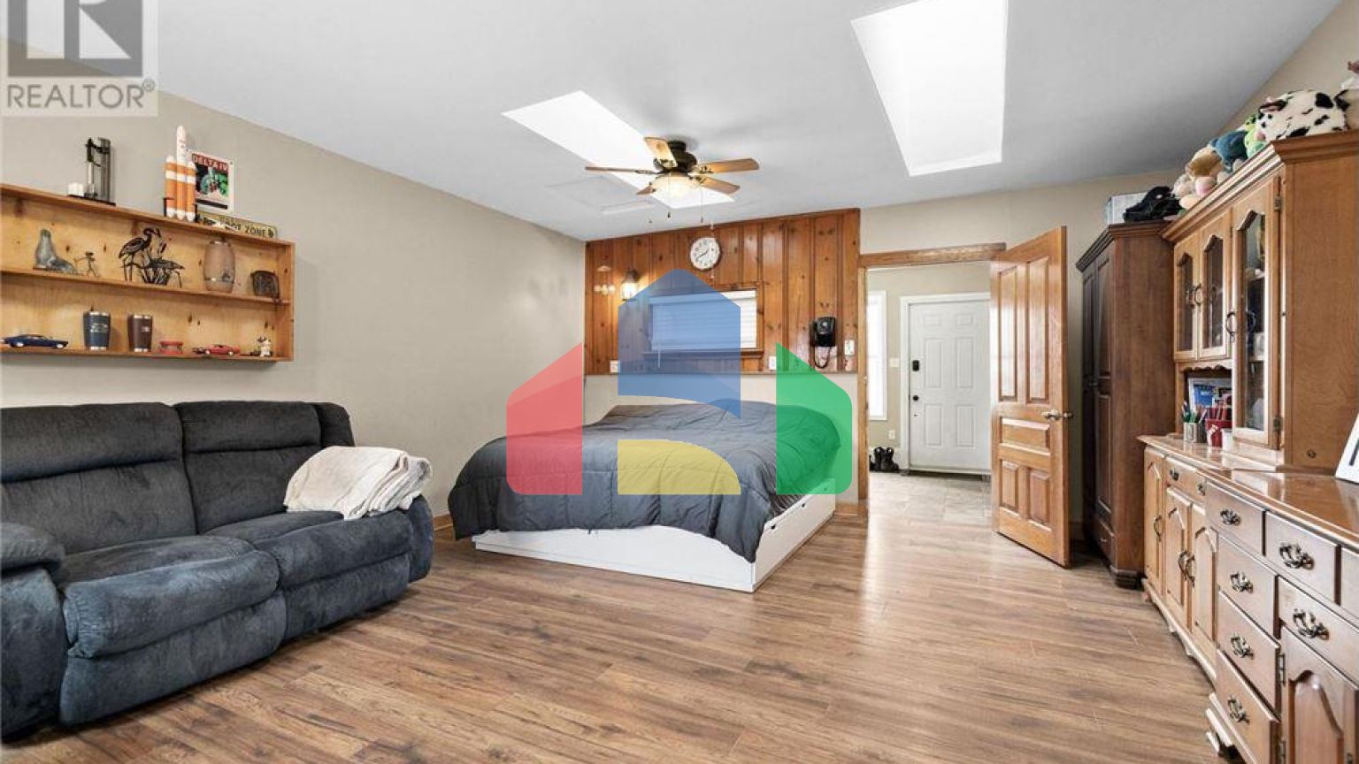 Commercial - Farm - Ottawa, Canada - Canada