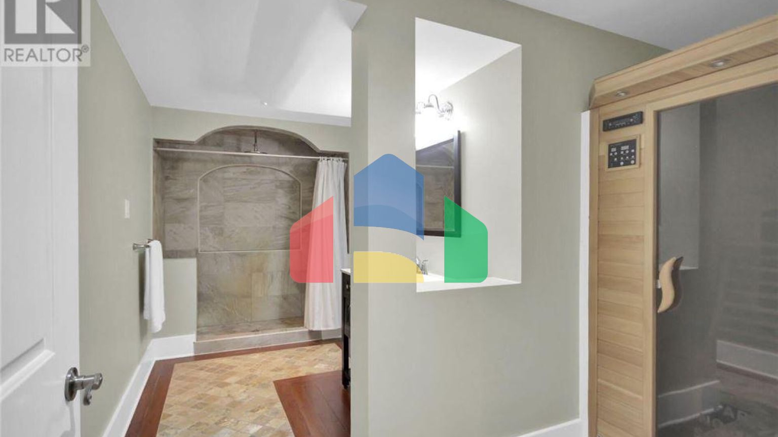 Residential - Single Family Home - Ottawa, Canada - Canada