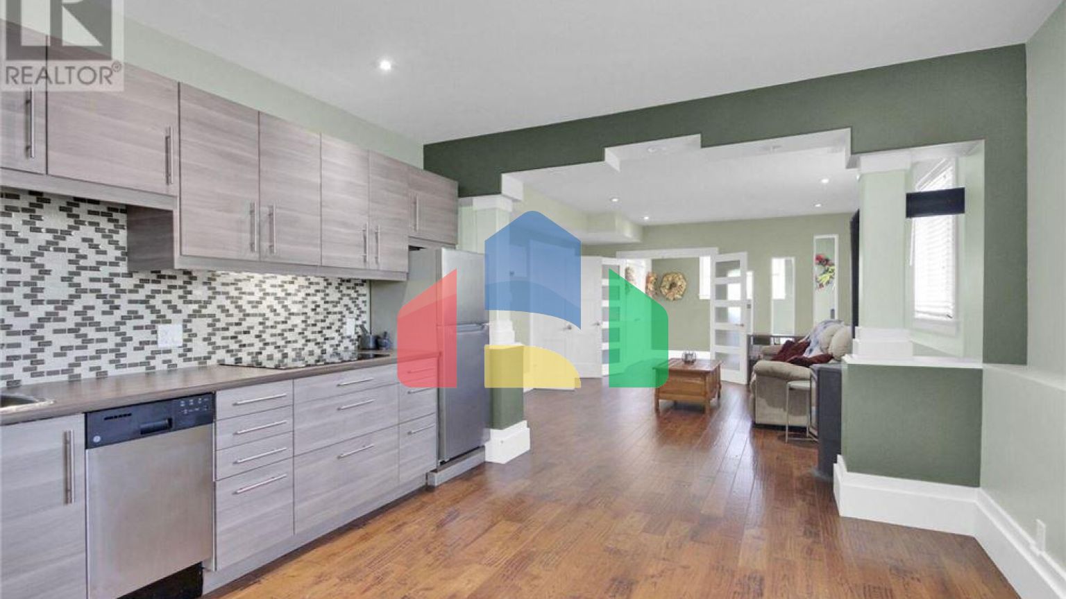 Residential - Single Family Home - Ottawa, Canada - Canada