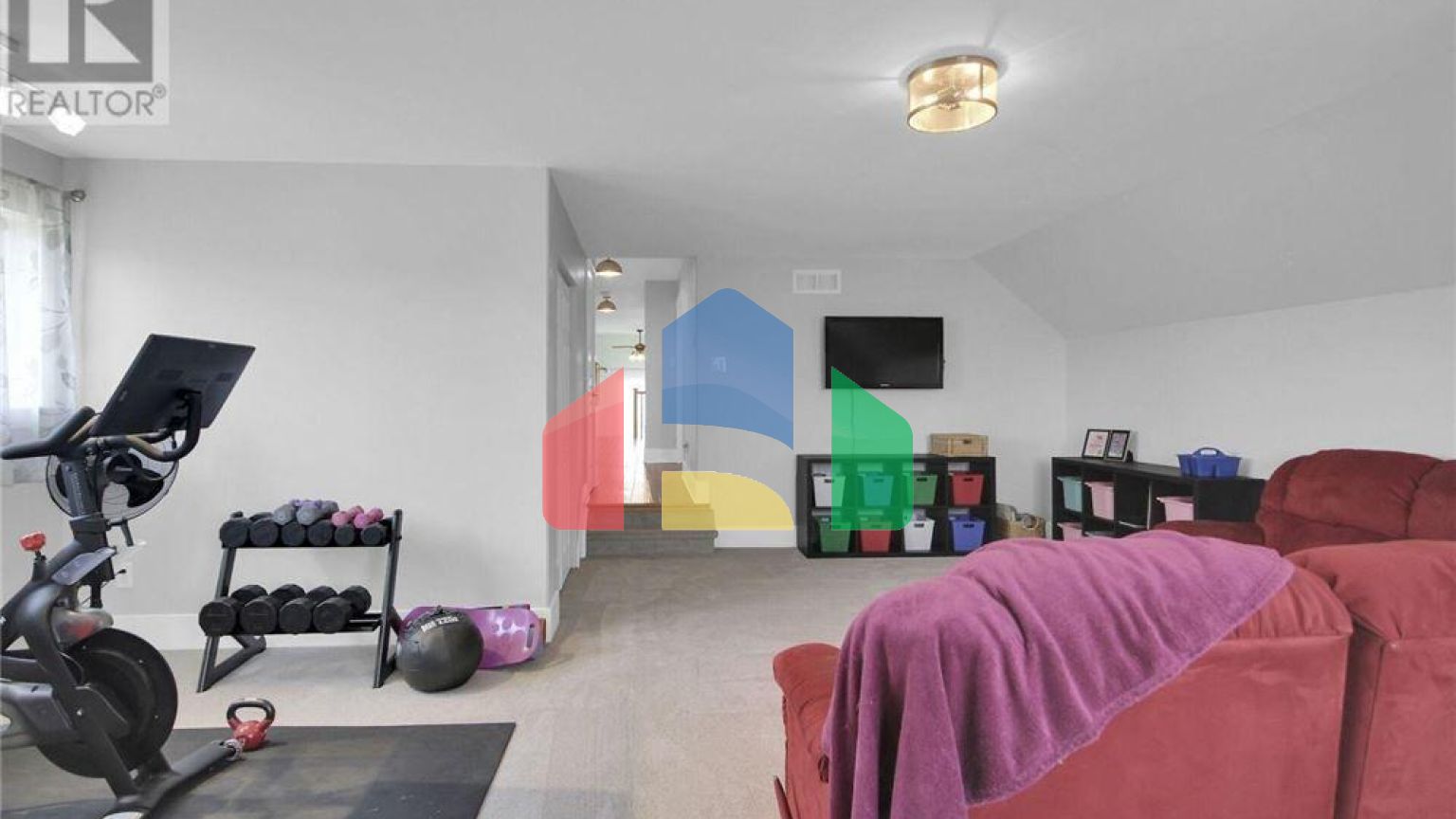 Residential - Single Family Home - Ottawa, Canada - Canada