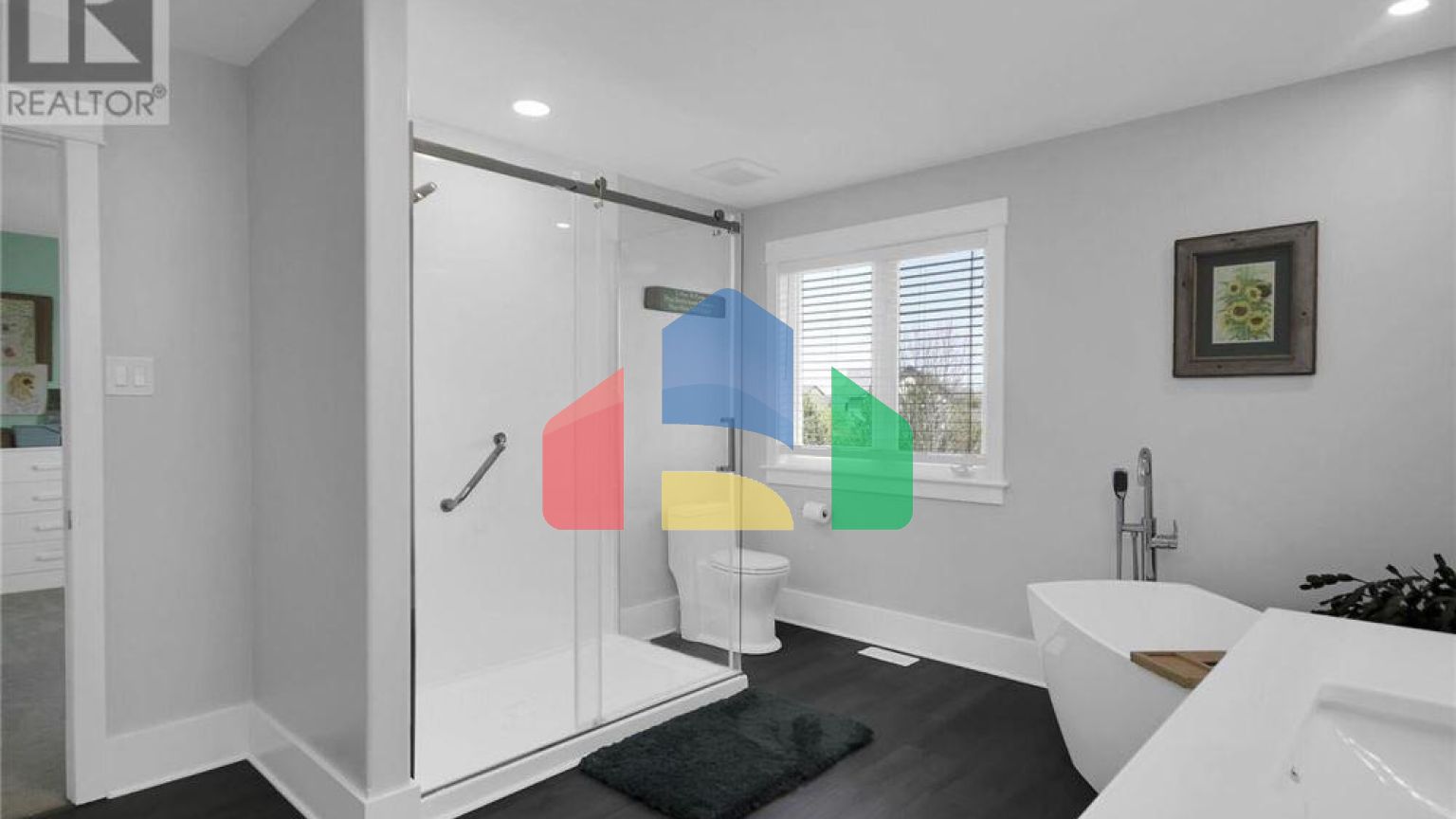 Residential - Single Family Home - Ottawa, Canada - Canada